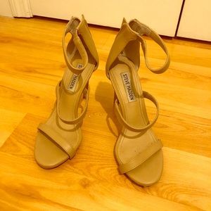Steve Madden Nude Heels